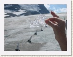 Ice Crystal - Athabasca Glacier * 2592 x 1944 * (1013KB)